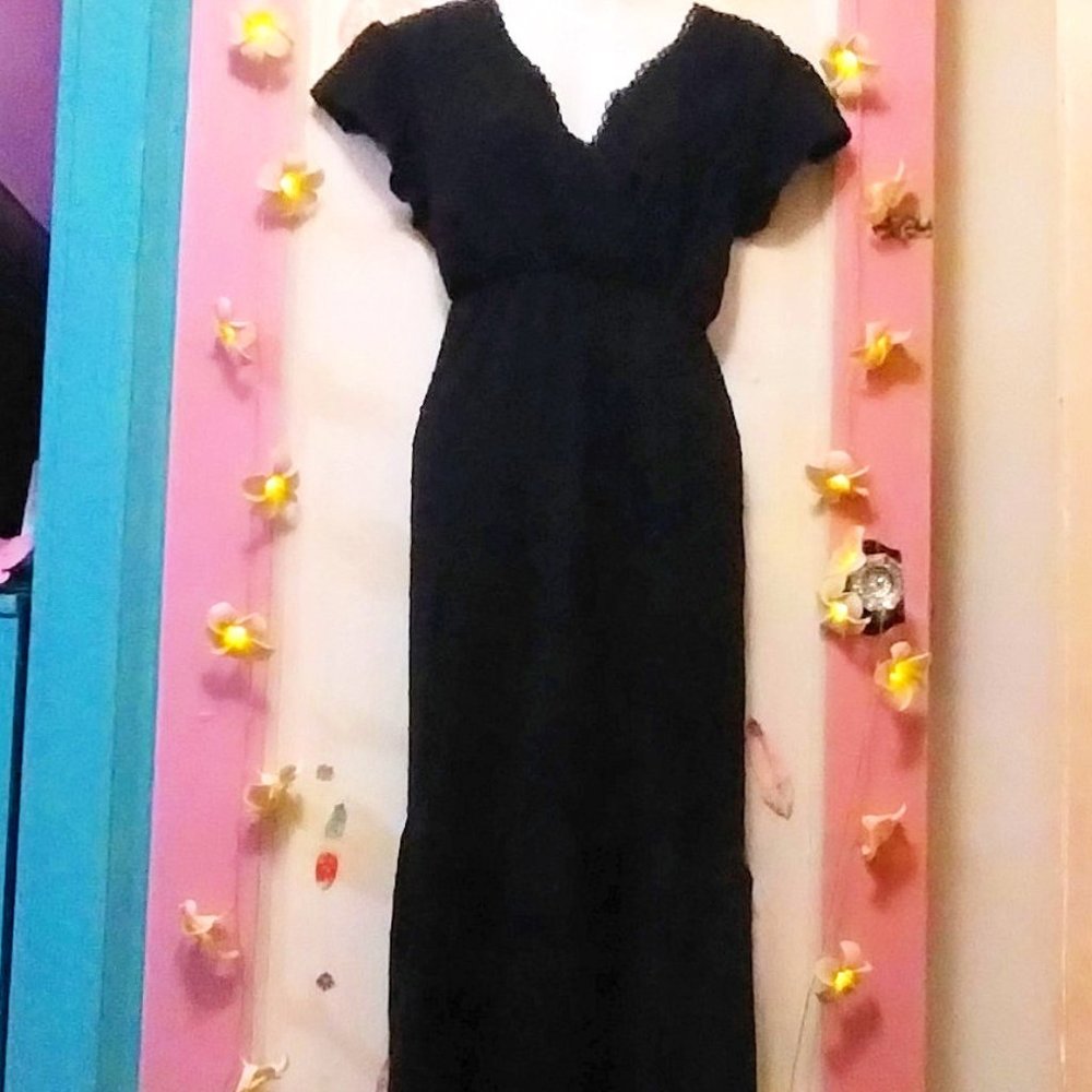 Royal Matrix (L) Polkadot Maxi with Crochet Applique Detailing